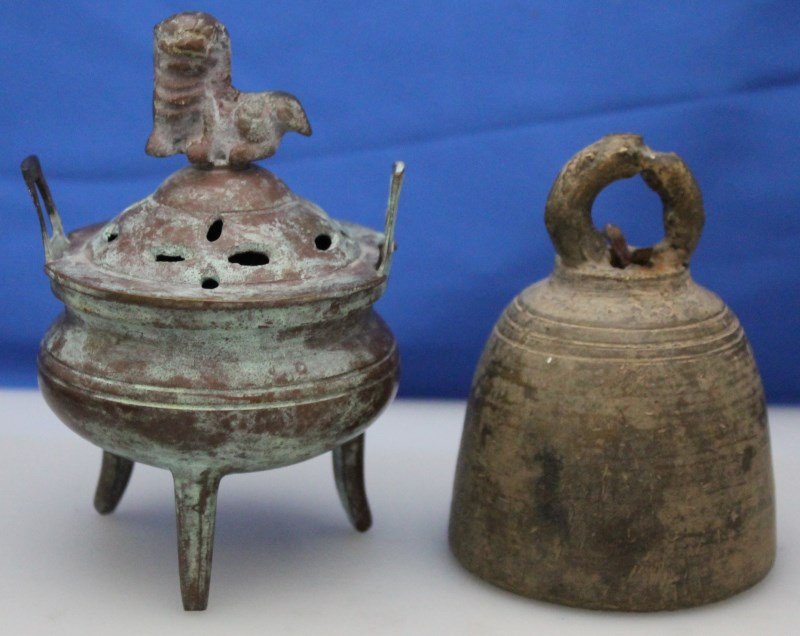 2 pc 19th c. CHINESE BRONZE INCENSE FOO DOG & BELL (1 of 9)
