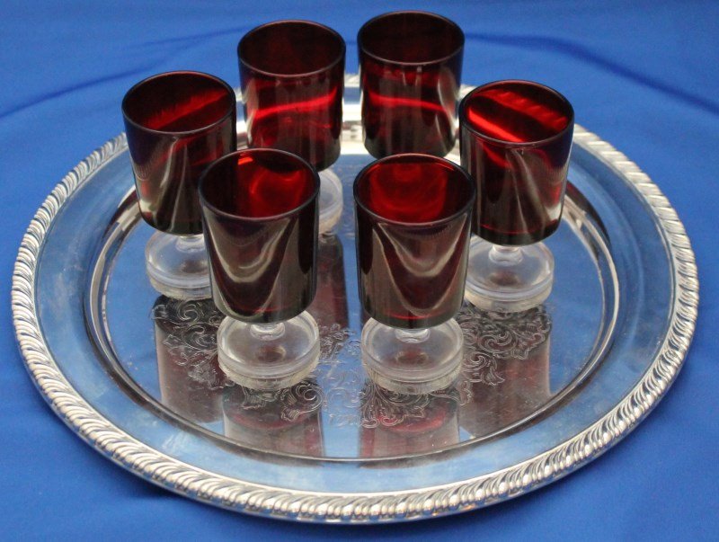 6 RUBY RED GLASSES AND WM ROGERS TRAY (1 of 6)