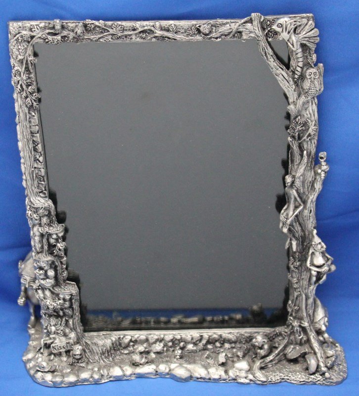 IRISH PEWTER PICTURE FRAME (1 of 9)
