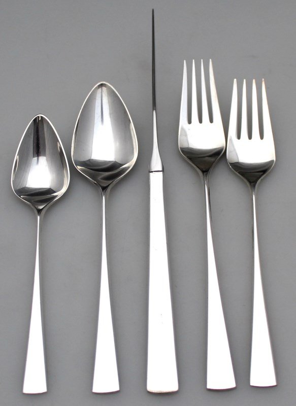 5 PC STERLING JOHN AXEL PRIP PLACE SETTING REED &: True, classic mid century modern sterling silver 5 piece place setting. Reed & Barton 1961 Dimension designed by John Axel Prip. The setting includes a 7 1/2" Dinner Fork, a 7" Individual Salad Fork, 