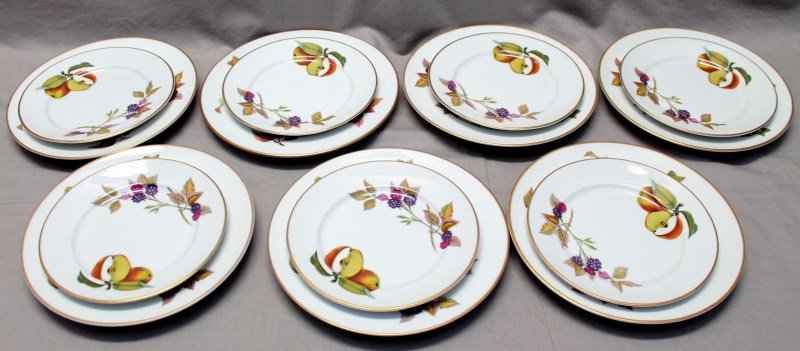 14 EVESHAM GOLD ROYAL WORCESTER SALAD + B&B: 7 Royal Worcester Porcelain Evesham Gold Salad Plates and 7 Bread and Butter Plates. Each salad plate measures 8 1/4 and each bread and butter 6 5/8. All in excellent condition with 1 salad having a m
