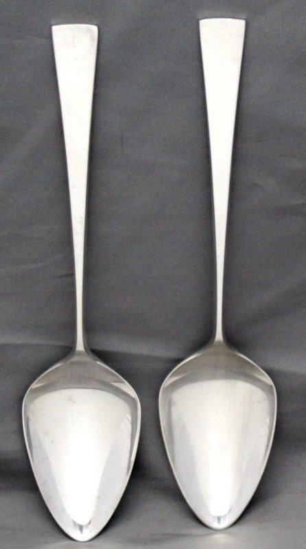 2 STERLING JOHN AXEL PRIP TABLE/SERVING SPOONS REED &: True, classic mid century modern sterling silver 2 large Reed & Barton Table Spoons. Reed & Barton 1961 Dimension designed by John Axel Prip. Each measures 8 1/2". Total sterling weight is 165 grams. 