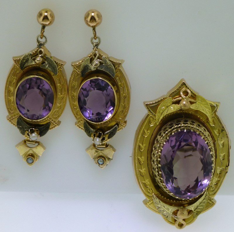 VICTORIAN AMETHYST DEMI PARURE BROOCH & EARRINGS (1 of 8)