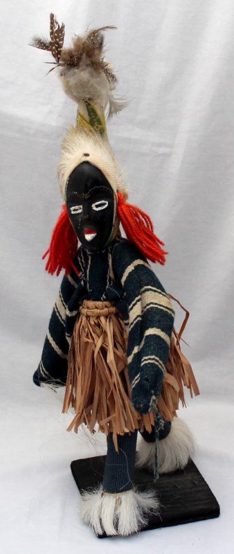 AFRICAN RITUAL DANCING DOLL (1 of 7)