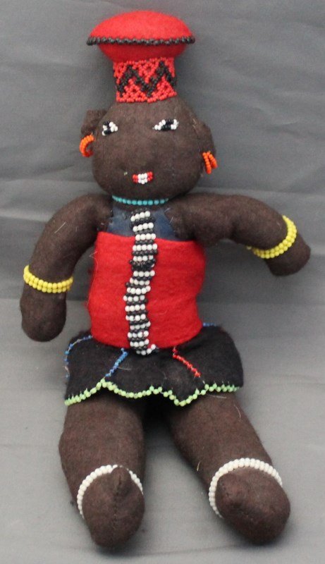 SOUTH AFRICAN ZULU BEADED DOLL WITH BABY (1 of 6)