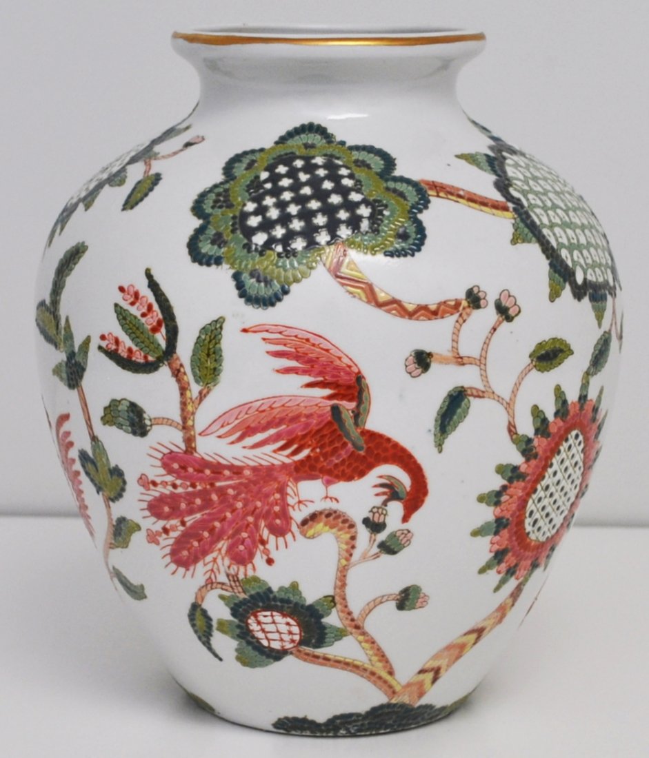 WINTERTHUR ENGLISH CREWEL PHOENIX VASE (1 of 5)