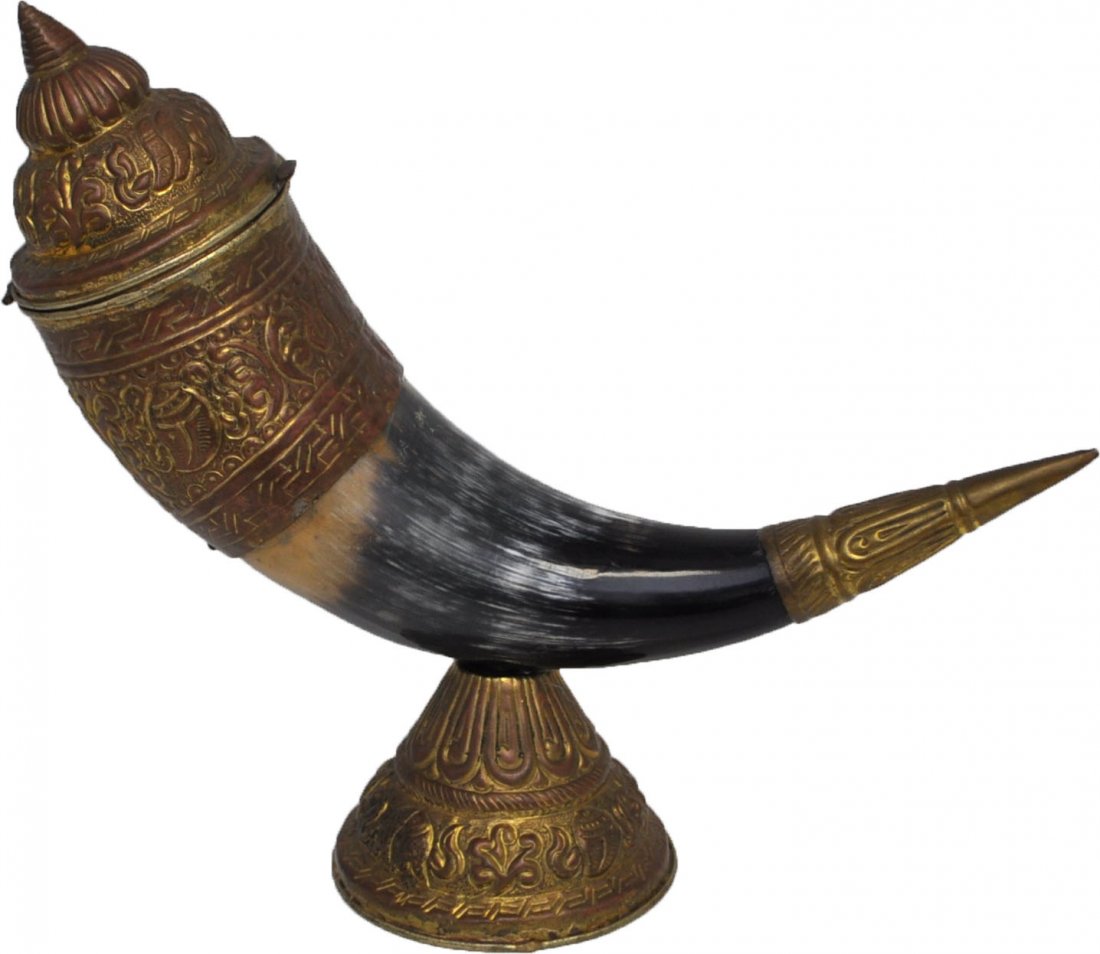 CONTINENTAL CEREMONIAL HORN DRINKING VESSEL (1 of 9)