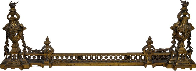 ANTIQUE ENGLISH BRASS ORNATE FIREPLACE FENDER (1 of 8)