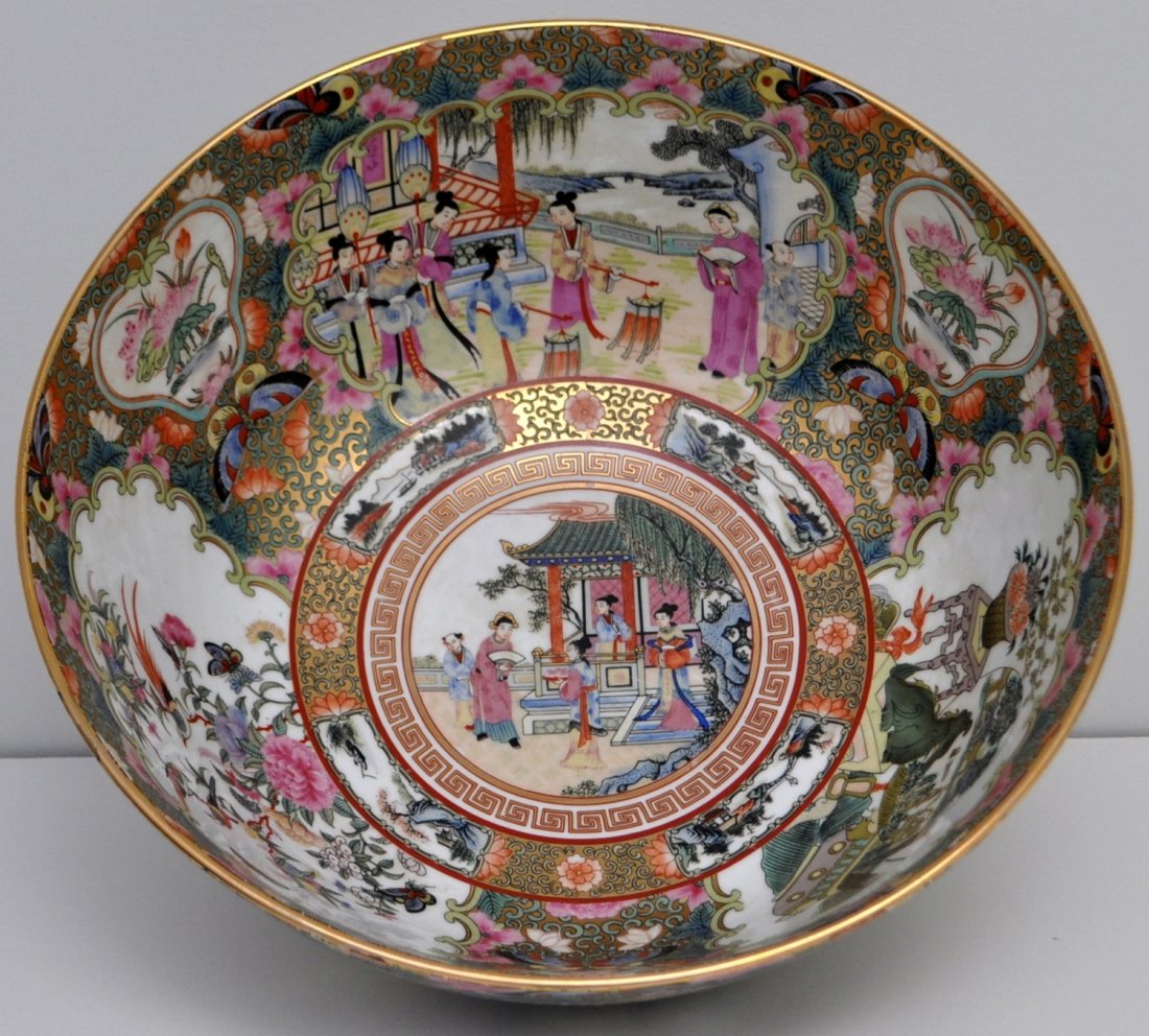 ROSE MEDALLION PUNCH BOWL ON STAND (1 of 8)