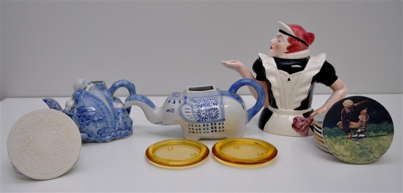 3 TEAPOTS & 16 COASTERS (1 of 9)