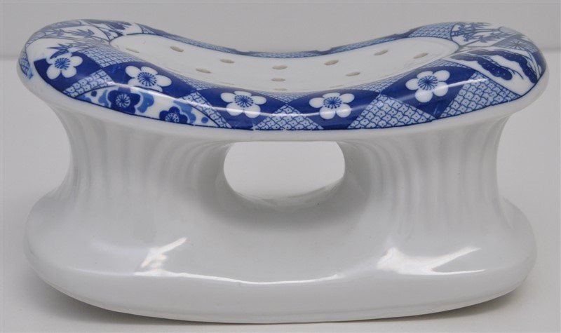 JAPANESE TRADITIONAL BLUE & WHITE PORCELAIN PILLOW (1 of 7)