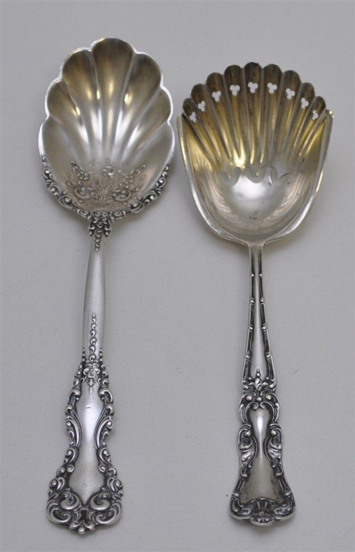 2 pc ANTIQUE STERLING SUGAR SHELL & BON BON (1 of 6)