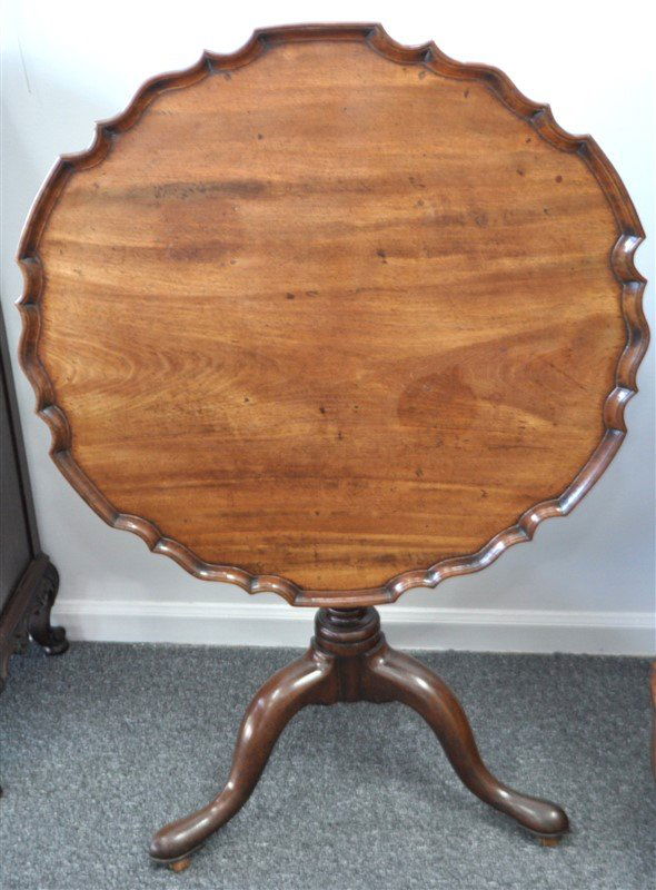 GEORGE III MAHOGANY PIECRUST TABLE 18TH C (1 of 6)