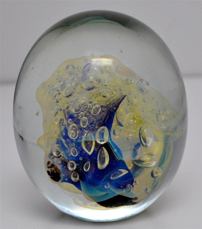 LARGE EICKHOLT ART GLASS PAPERWEIGHT (1 of 5)