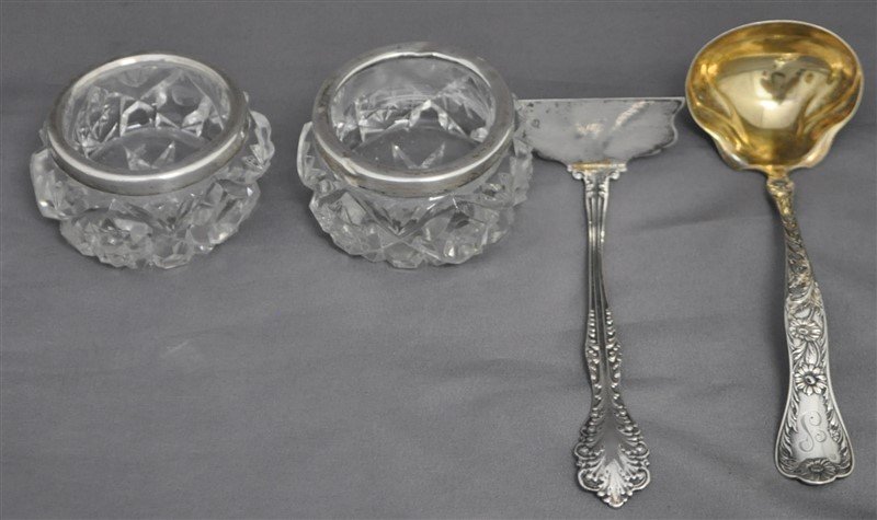 4 pc. ANTIQUE STERLING SALTS - LADLE - BABY FOOD (1 of 7)