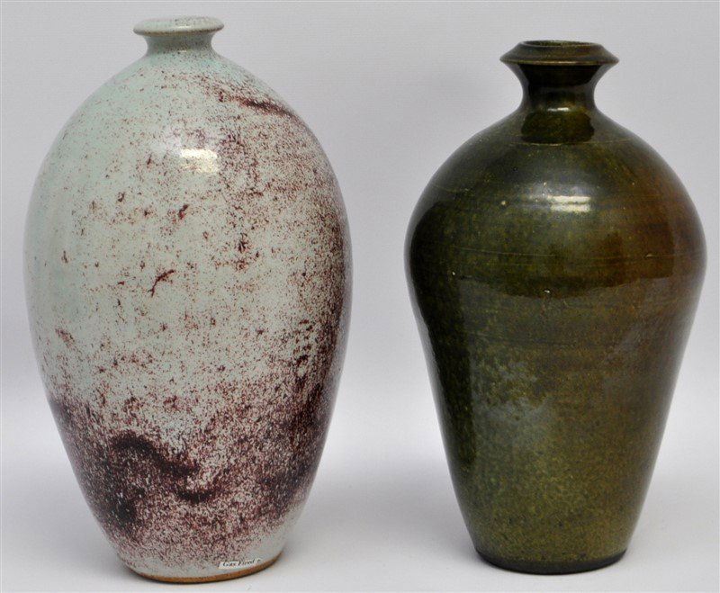 2 pc ROBERT COMPTON BRISTOL VT POTTERY VASES (1 of 9)