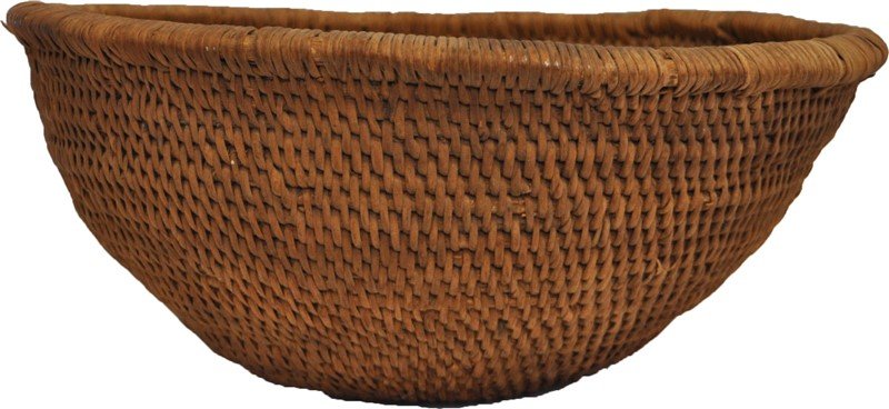 SECHUANA BOTSWANA BASKET - HARTFORD MUSEUM (1 of 5)