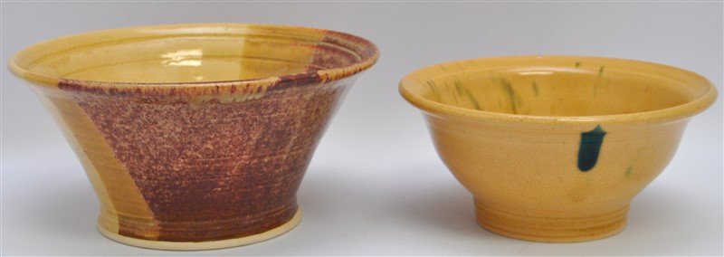2 STUDIO POTTERY BOWLS SIGNED RLK (1 of 5)