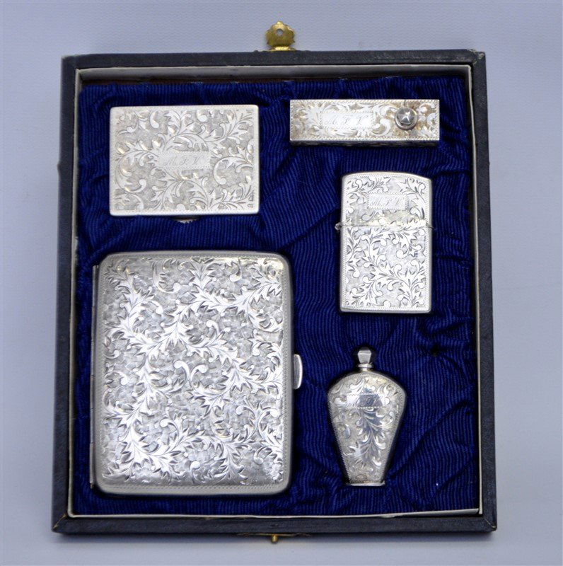 5 PC 950 STERLING LADIES  VANITY / SMOKING ACCESSORIES (1 of 10)