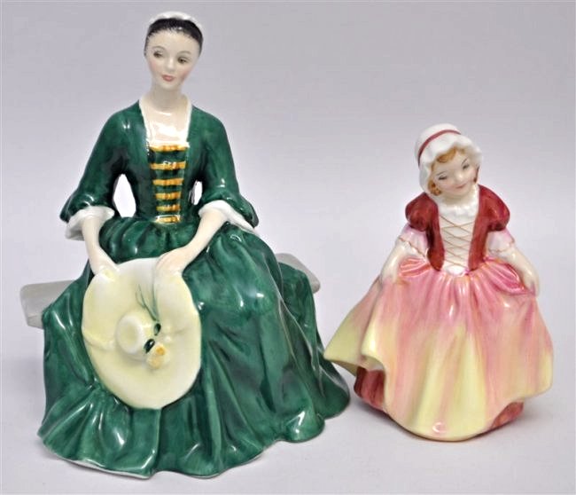 2 ROYAL DOULTON FIGURINES WILLIAMSBURG & DINKY DO (1 of 7)