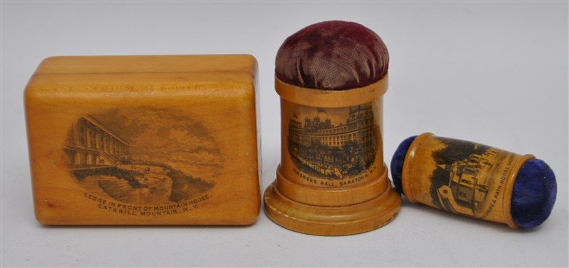 3 pc 19th c. MAUCHLINE WARE SEWING ITEMS NY STATE (1 of 9)