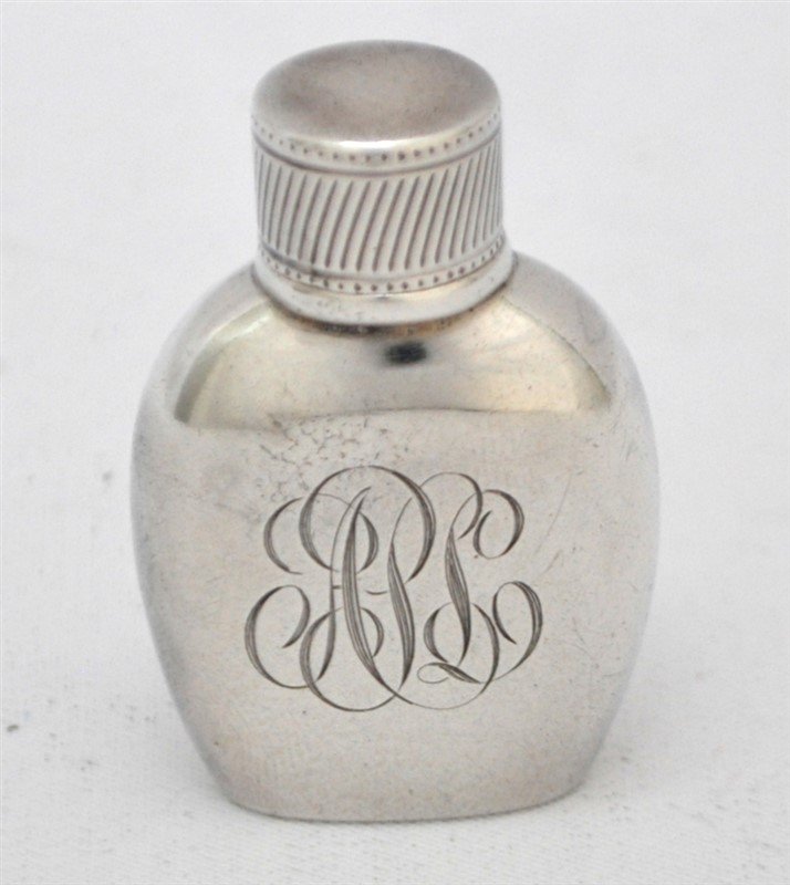 AMERICAN STERLING SILVER ART DECO SCENT BOTTLE (1 of 5)