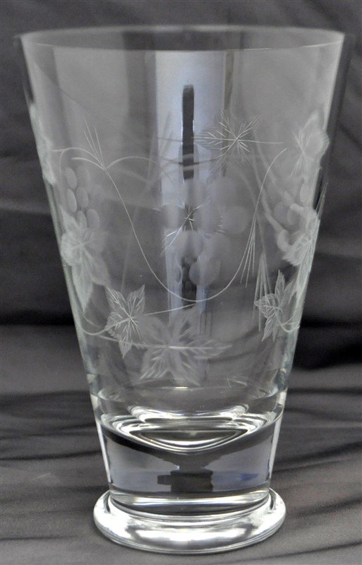 16 VINTAGE ELEGANT ETCHED GLASS TUMBLERS (1 of 7)