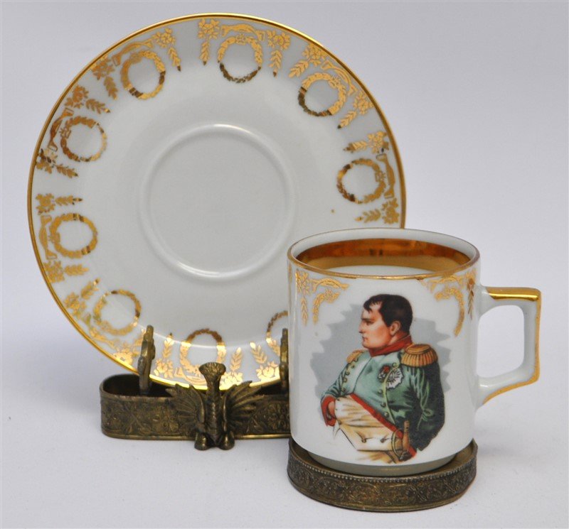 LES PORCELAINE NAPOLEON CUP WITH BRONZE STAND (1 of 9)