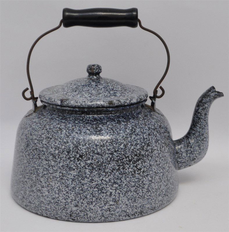 ANTIQUE GRAY GRANITEWARE GOOSENECK KETTLE (1 of 5)