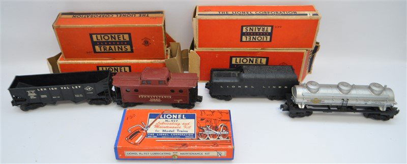 5 PC LIONEL 1950S CABOOSE - TENDER -MORE (1 of 7)