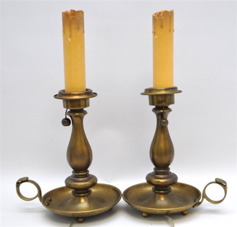 TWO BRASS CHAMBERSTICK LAMPS (1 of 6)