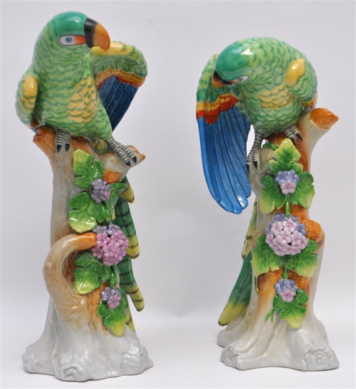 PAIR CHARLESTON HISTORIC FOUNDATION PARROTS (1 of 7)