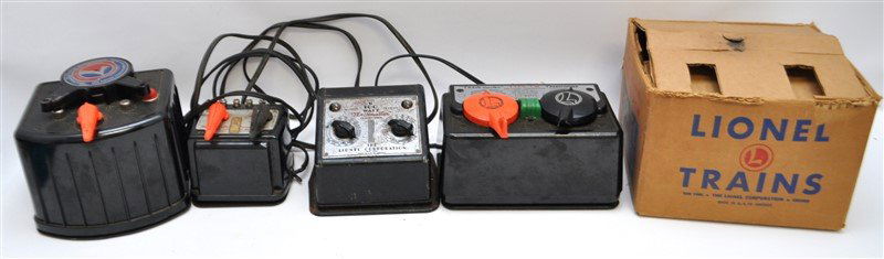 4 VINTAGE LIONEL TRAIN TRANSFORMERS (1 of 6)