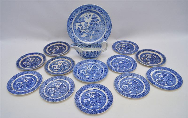 14 pc ENGLISH OLD WILLOW GRAVY - PLATES (1 of 10)