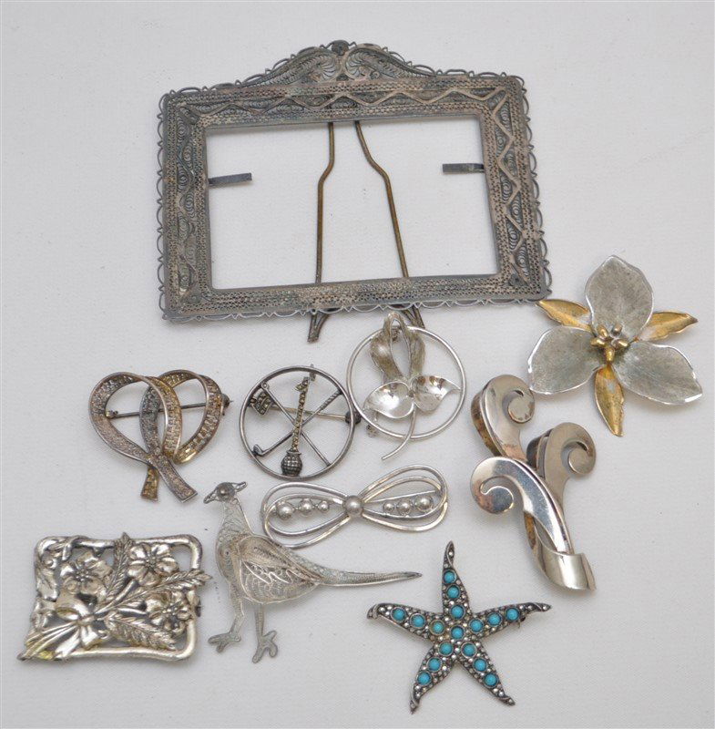 10 pc VINTAGE STERLING FRAME & BROOCHES (1 of 5)