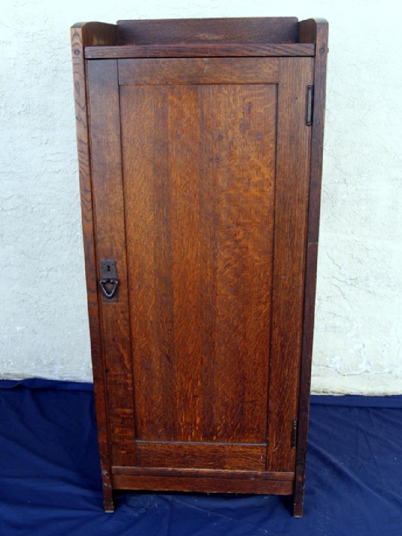 Stickley #70 Music Cabinet (1 of 8)