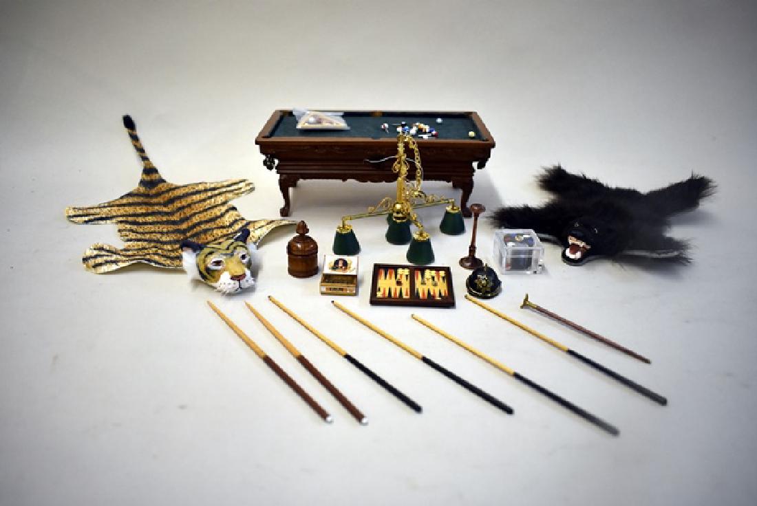 Bespaq Pool table, Lamp, Rugs, Accessories (1 of 1)