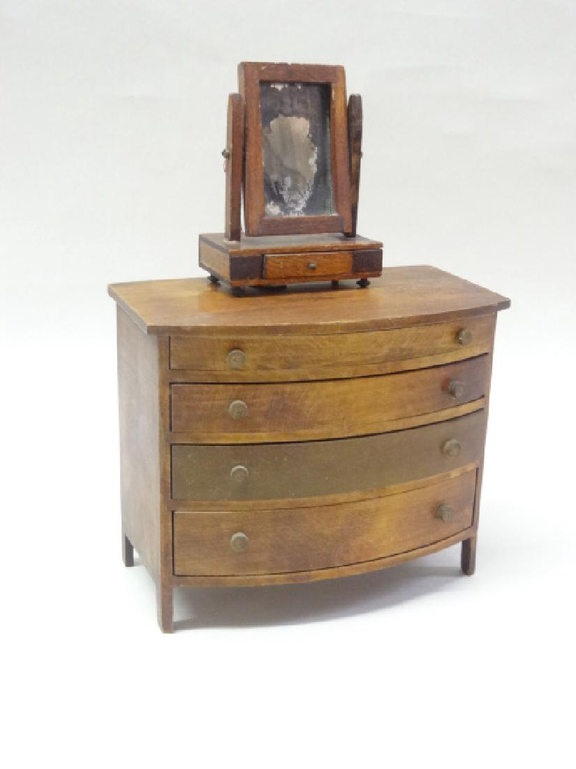Tynietoy Chest & Mirror Dollhouse Miniatures (1 of 1)