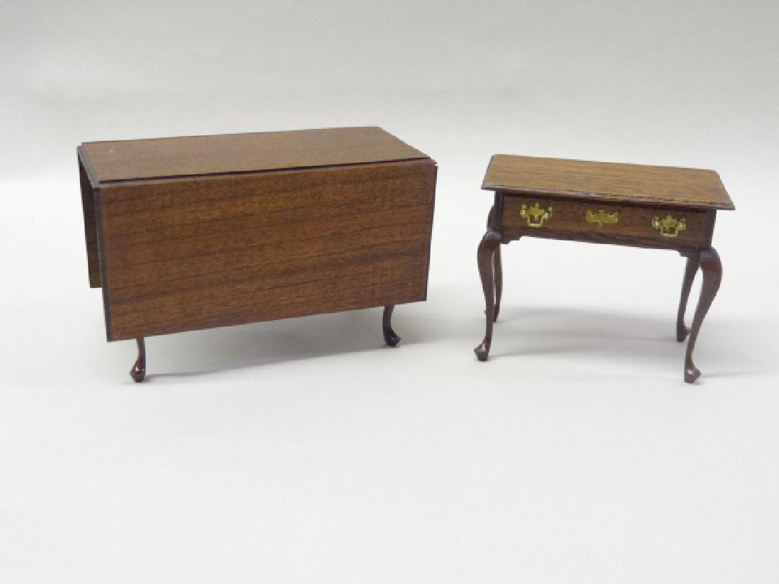 Edward Norton Dining Room Table & Server Dollhouse (1 of 1)