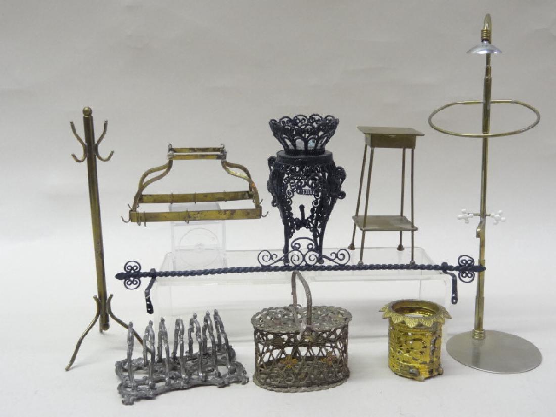 Dollhouse Accessories (1 of 1)