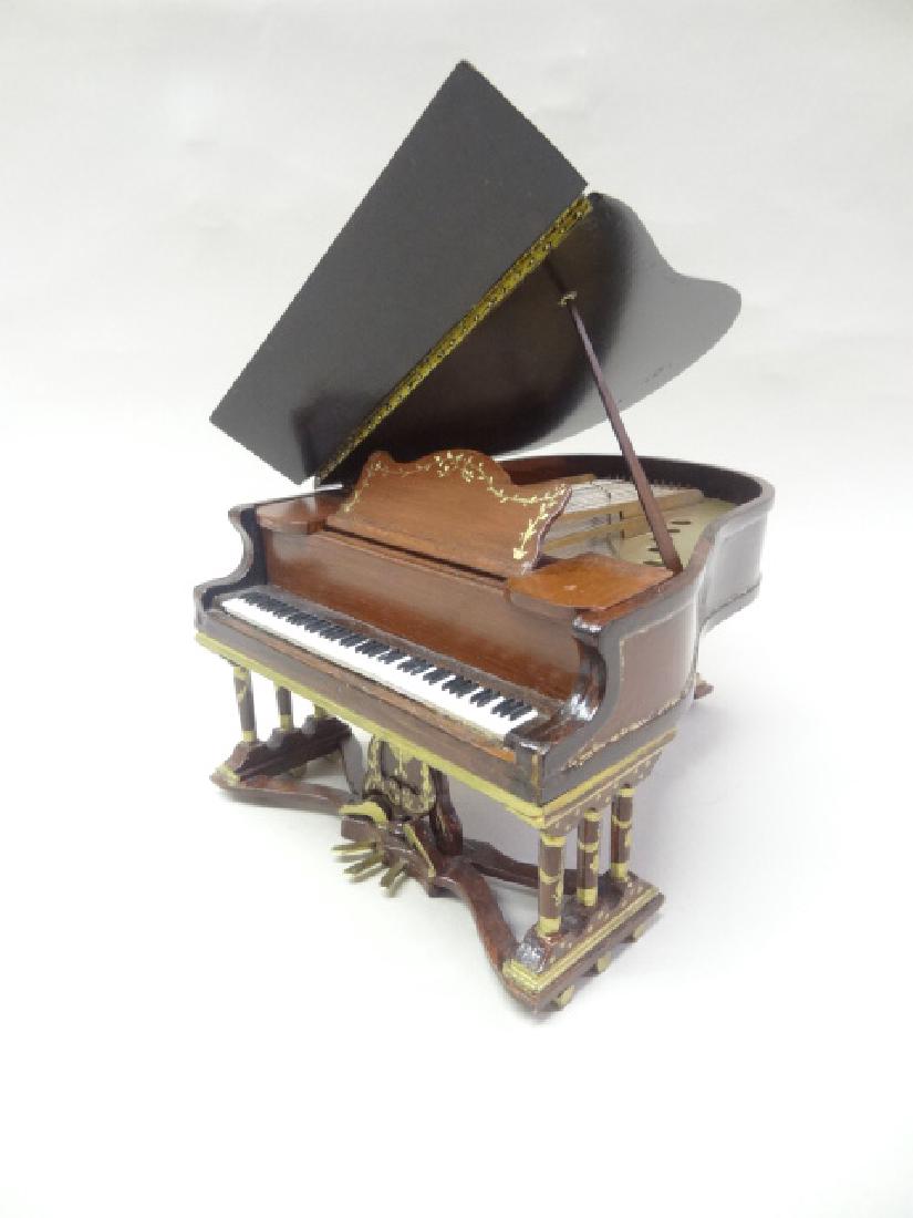 Dollhouse Piano by Carl Isabelle (1 of 4)