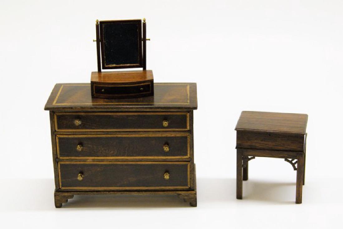 Dollhouse Crawford Music Box Table & Mirror (1 of 5)