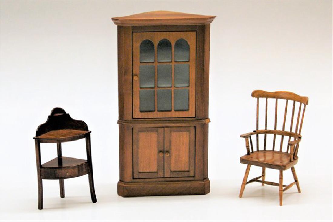 Carlisle & Gutheil Artisan Dollhouse Furniture (1 of 3)