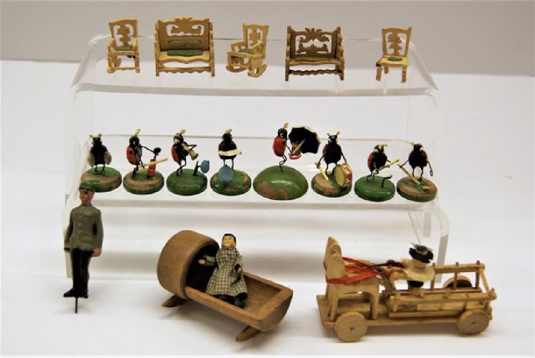 Miniature Insect Band & Wood Decorations (1 of 1)