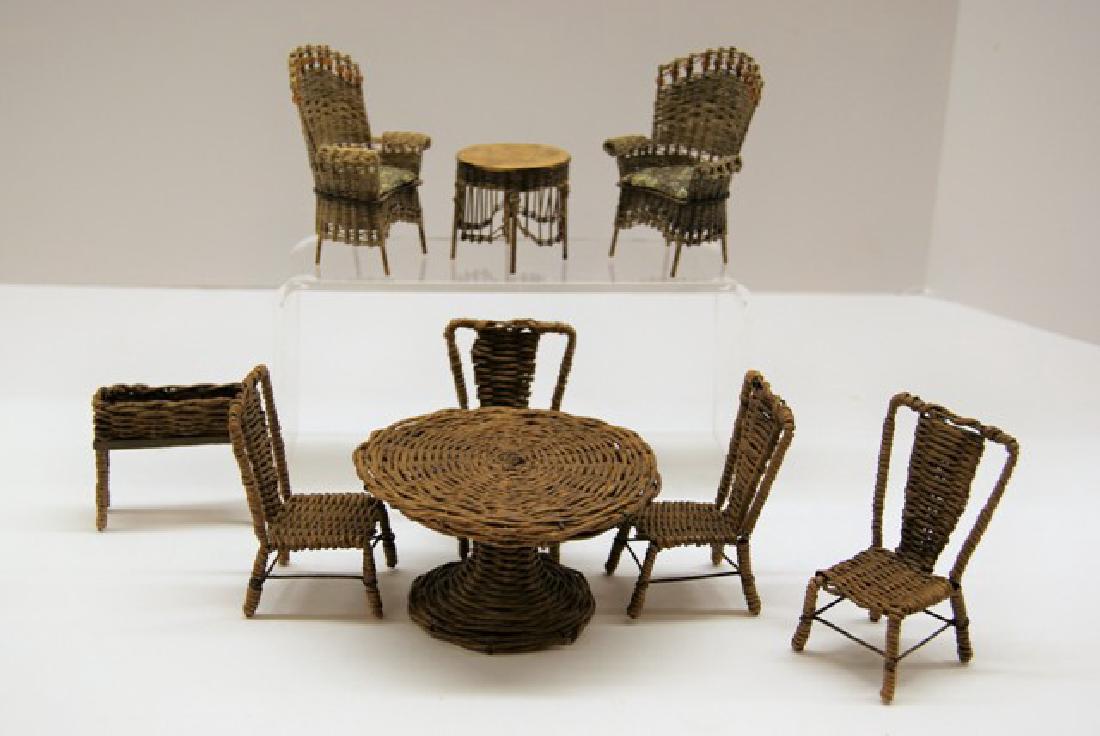 Dollhouse Wicker Furniture (1 of 2)
