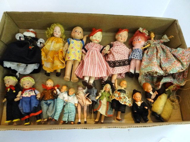 Assortment of Dollhouse Dolls (1 of 3)