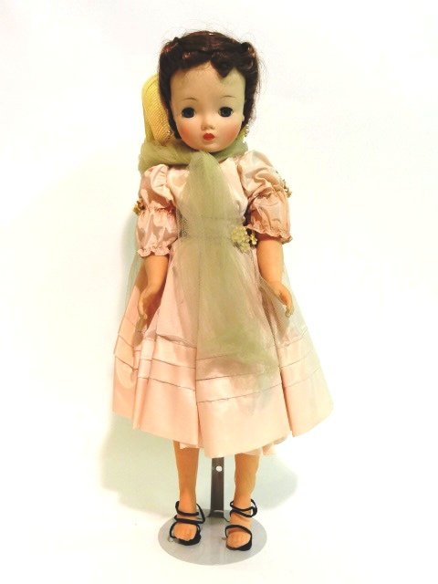 madame alexander cissy doll