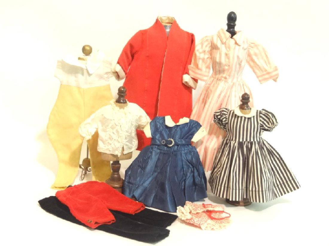 Vintage Doll Clothes (1 of 1)