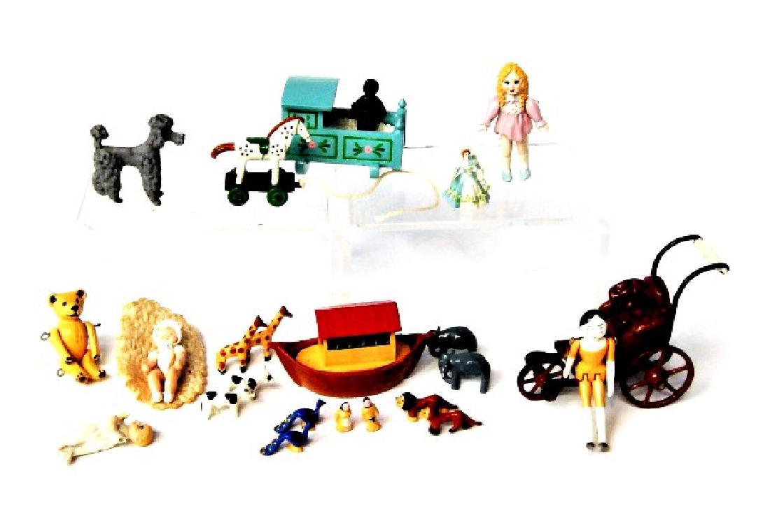 Group of Hantel Painted Toys (1 of 1)