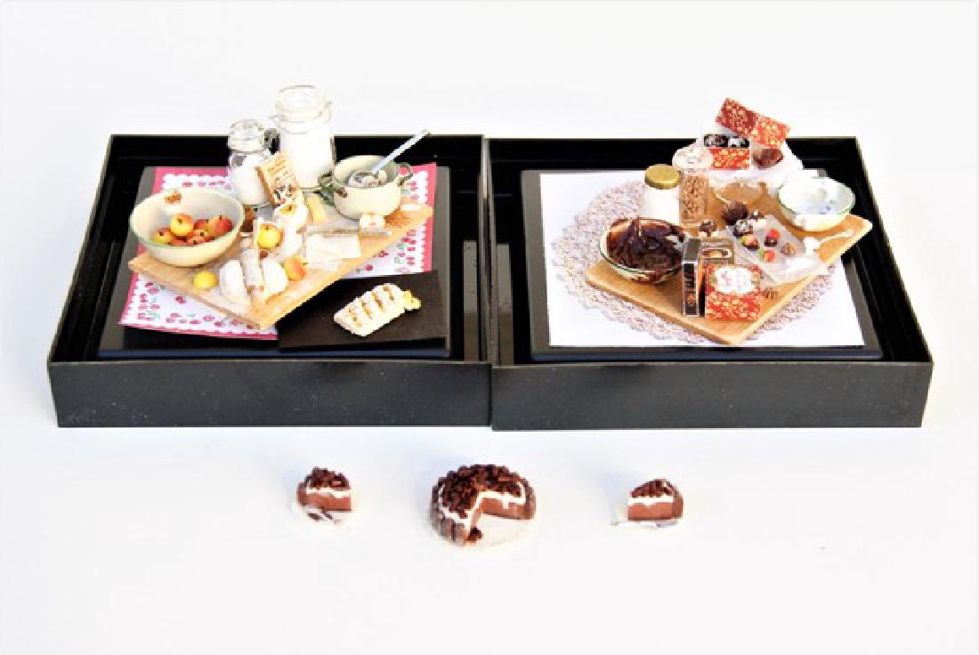 Betsy Niederer Baking Dioramas for Dollhouse (1 of 3)